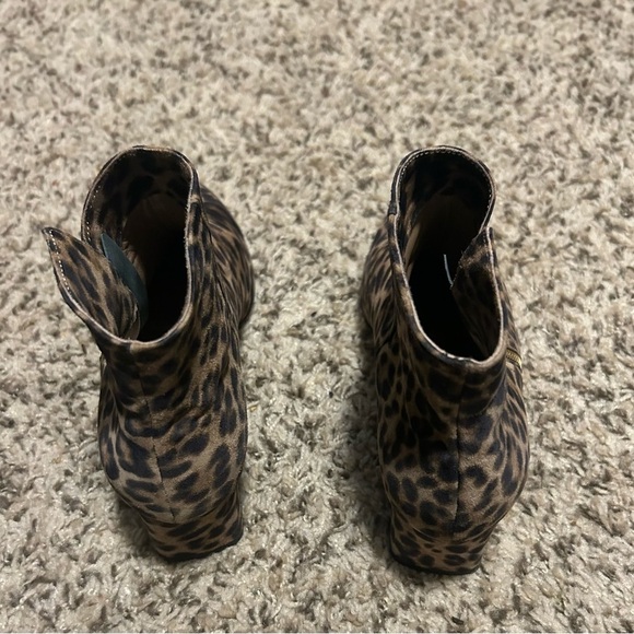 BEAUTIFEEL Alexa Leopard Print Boots Size 39 - Picture 6 of 10